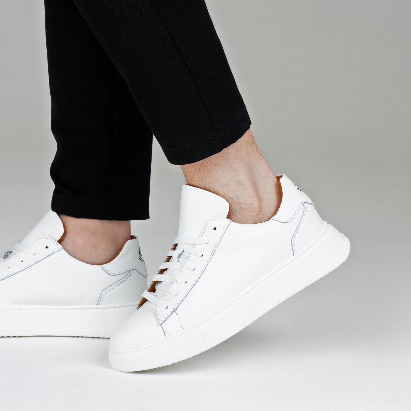 Ultra | Zapatillas bajas de piel auténtica
