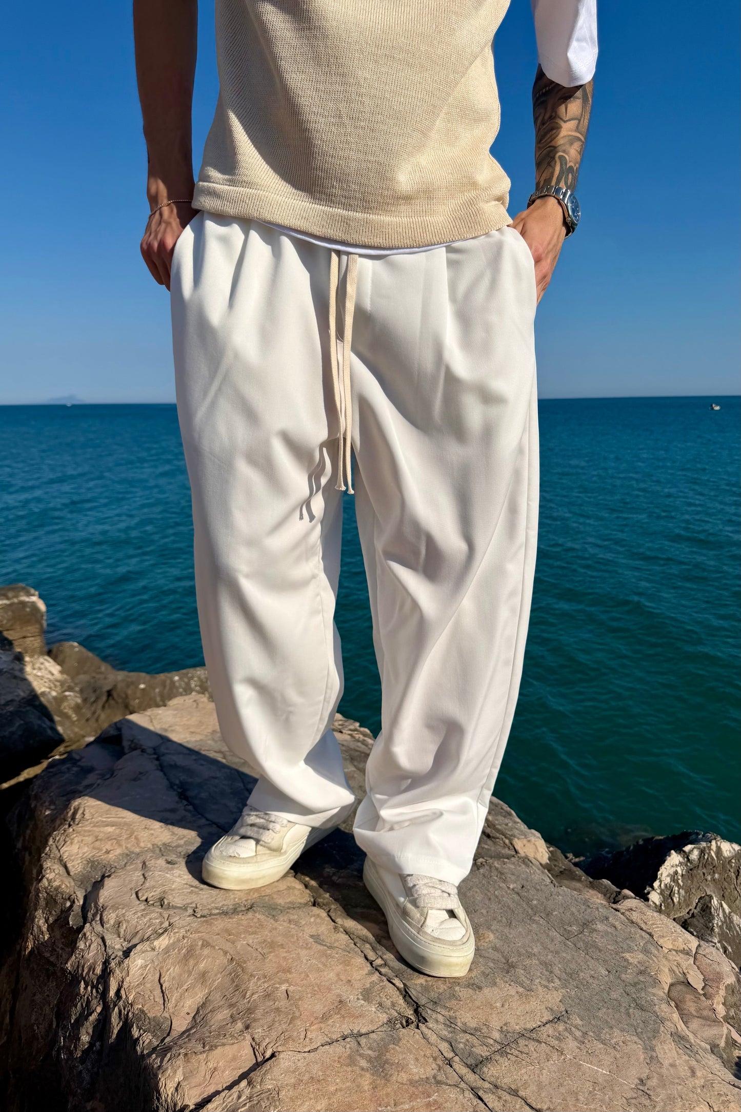 Pantalón largo blanco elegante