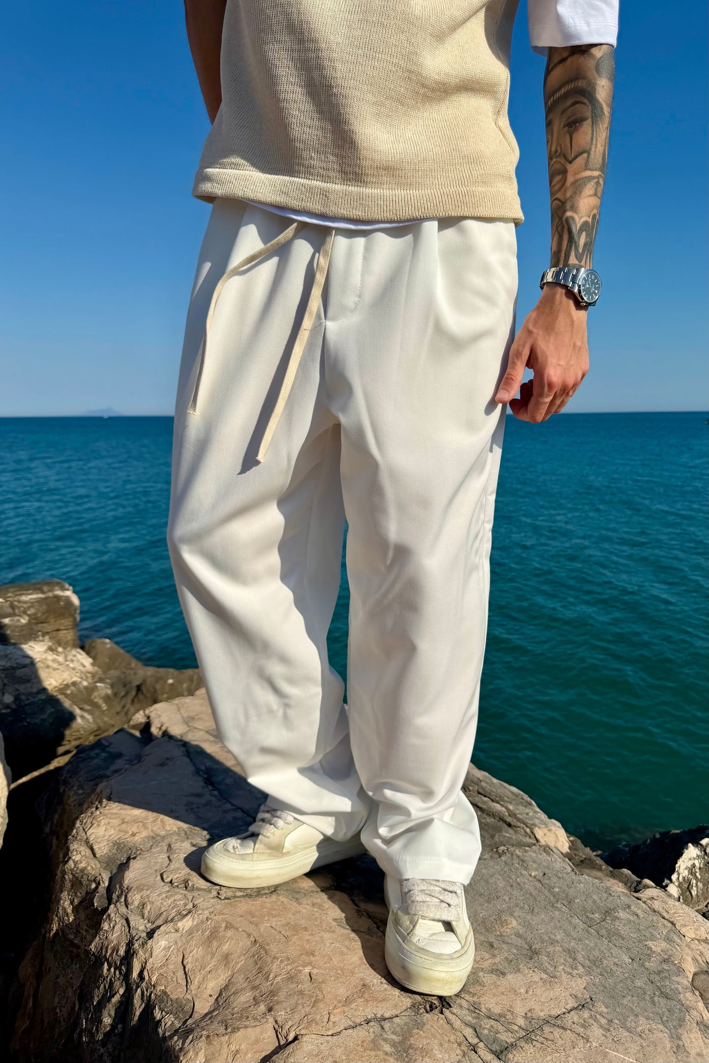 Pantalón largo blanco elegante